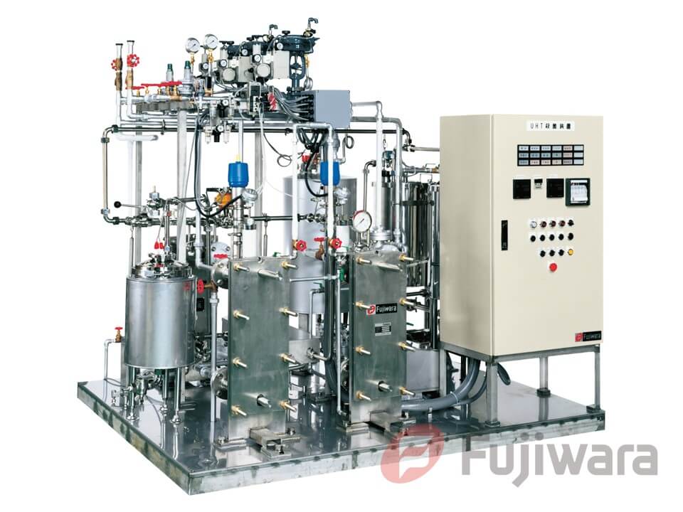 24.プレート式火入殺菌冷却装置